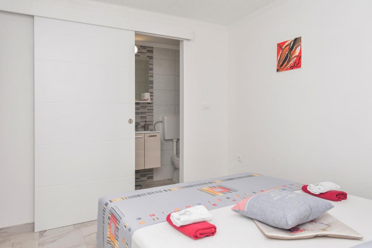 Apartments Calla Makarska Exterior photo