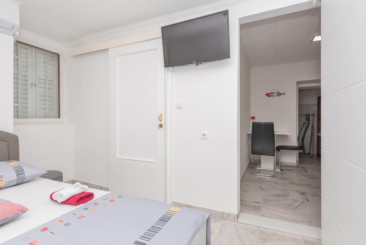 Apartments Calla Makarska Exterior photo